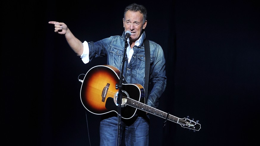 Bruce Springsteen performs at the 12th annual Stand Up For Heroes benefit concert at the Hulu Theater at Madison Square Garden on Monday, Nov. 5, 2018, in New York. (Photo by Brad Barket/Invision/AP)