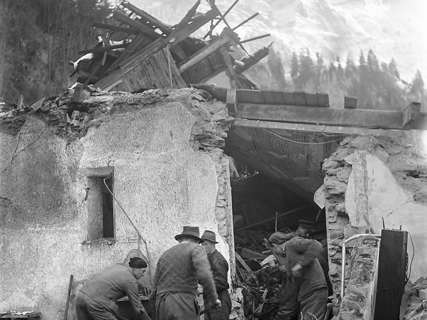 Dezember 1947: Eines der Gebäude in Mitholz, das durch die Explosion im Munitionslager komplett zerstört wurde.