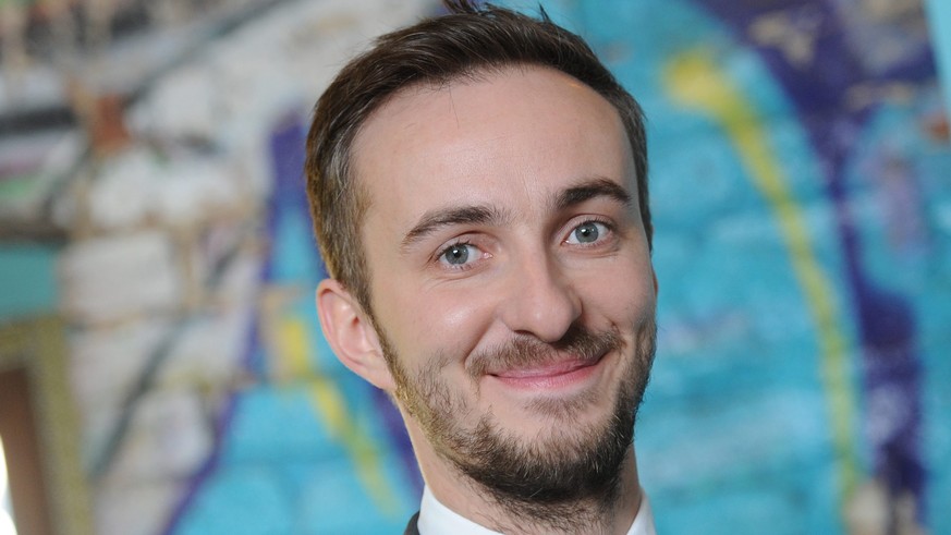 epa04669100 (FILE) A file picture dated 22 February 2012 shows German comedian and television host Jan Boehmermann posing in Berlin, Germany. Late night talk show host Jan Boehmermann claimed responsi ...