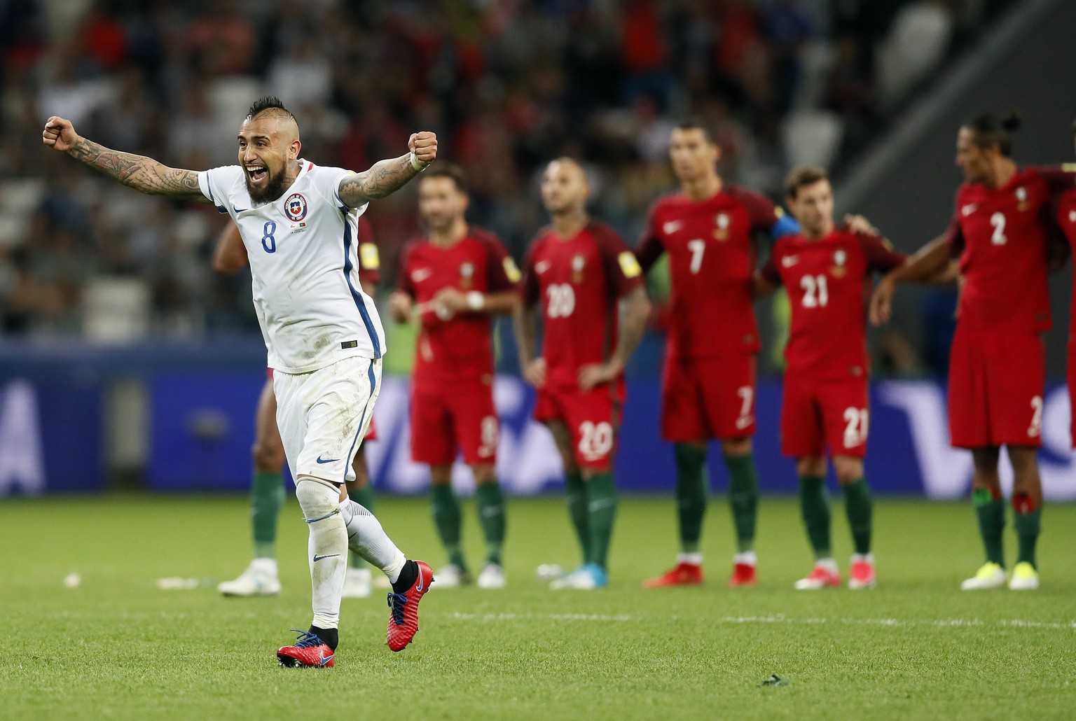 epa06055051 Arturo Vidal of Chile reacts during the penalty shootout during the FIFA Confederations Cup 2017 semi final match between Portugal and Chile at the Kazan Arena in Kazan, Russia, 28 June 20 ...
