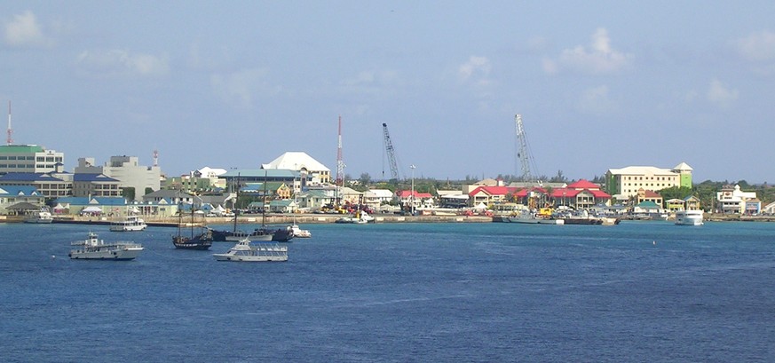 Hafen von George Town, Cayman Islands. (Bild: wikipedia/Roger Wollstadt)