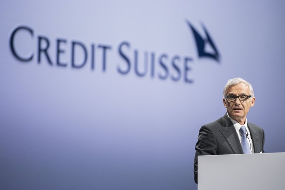 epa05932231 Urs Rohner, president of the board of directors of Switzerland&#039;s second biggest bank Credit Suisse (CS), speaks during the general assembly at the Hallenstadion in Zurich, Switzerland ...