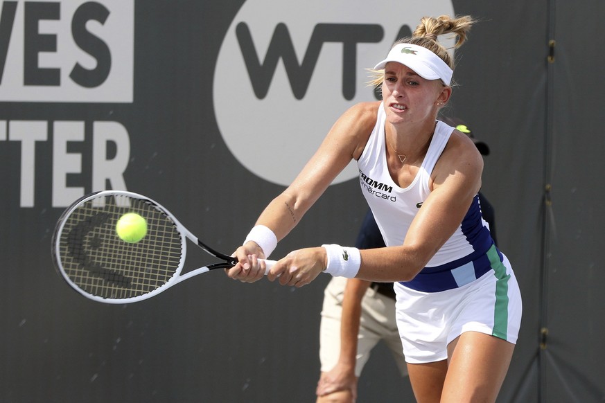 Jil Belen Teichmann returns a shot against Shelby Rogers during action in her WTA tennis tournament semifinal match in Nicholasville, Ky., Saturday, Aug. 15, 2020. Teichmann won the match 6-3, 6-2. (A ...