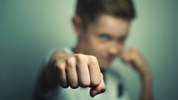 Kid Kind angry wütend wuetend Shutterstock Child