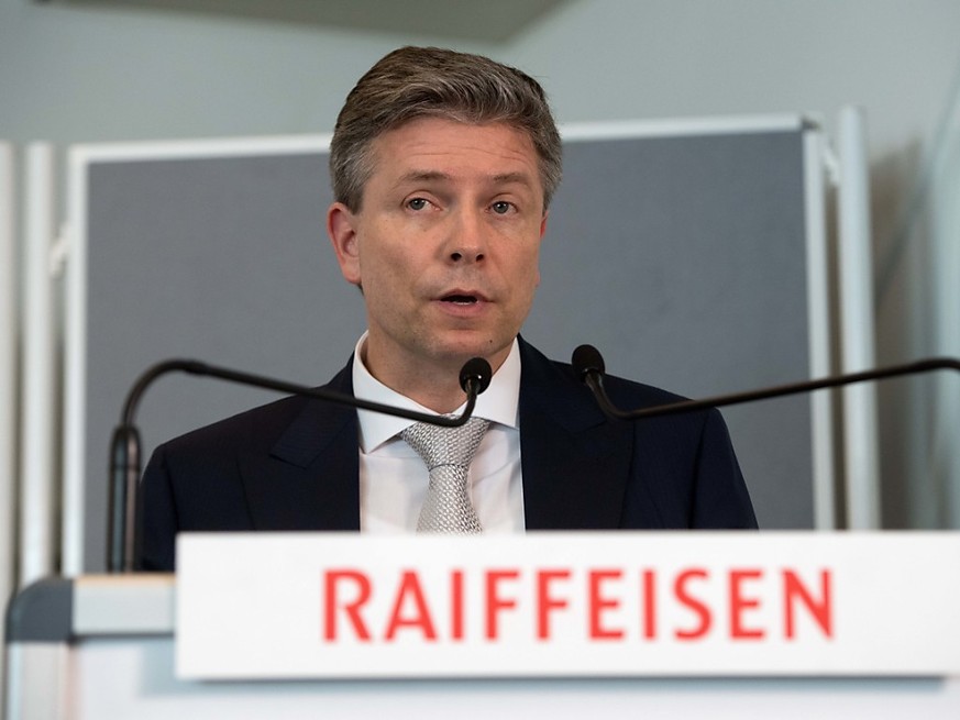 Raiffeisen hat seinem Vizepräsidenten Pascal Gantenbein im letzten Jahr eine Vergütung von 480&#039;108 Franken bezahlt - er war damit der höchstbezahlte Verwaltungsrat der Bank. Gantenbein hatte den  ...