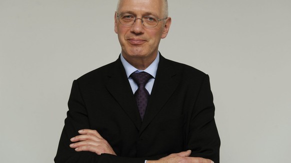 Horst-Michael Prasser, Mitglied ENSI-Rat des Eidgenoessischen Nuklearsicherheitsinspektorates ENSI, posiert vor einer Sitzung, am Dienstag, 15. Maerz 2011, in Brugg. (KEYSTONE/Steffen Schmidt)