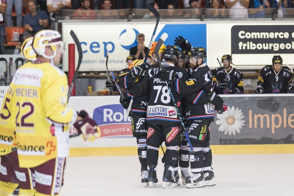 La joie de HC Fribourg-Gotteron, lors de la rencontre du championnat suisse de hockey sur glace de National League, LNA, entre le HC Fribourg-Gotteron et le Geneve-Servette HC ce vendredi 9 septembre  ...