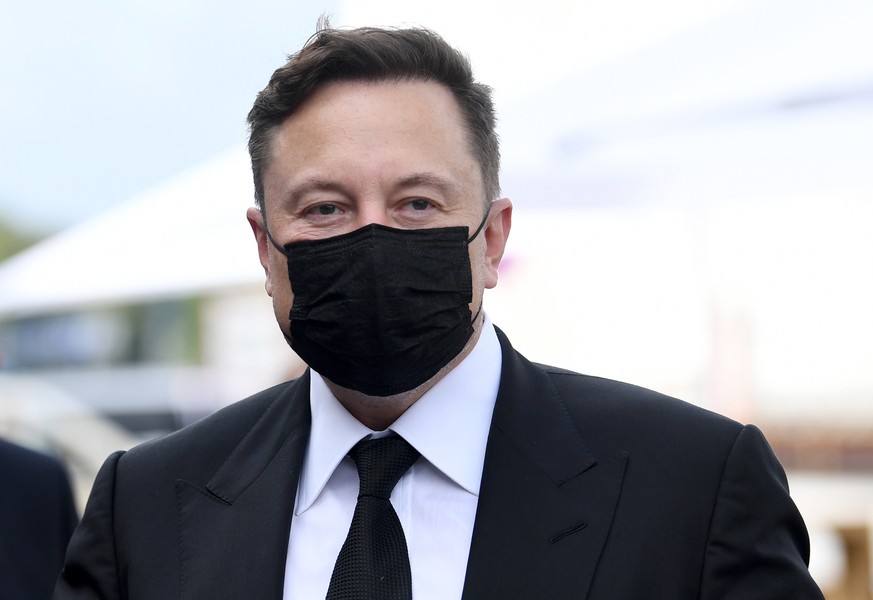 epa08821496 (FILE) - Tesla and SpaceX CEO Elon Musk arrives at the Westhafen Event &amp; Convention Center for attending the CDU/CSU faction meeting Berlin, Germany, 02 September 2020 (reissued 15 Nov ...