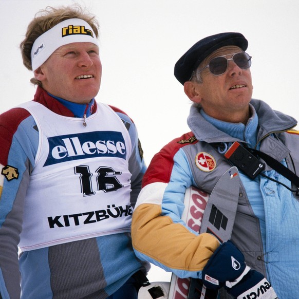 Ski Alpin Weltcup 1985/1986 Kitzbuehel: MUELLER (SUI), FREHSNER (AUT) Ski Alpin Weltcup 1985/1986 Kitzbuehel Slalom 19.01.1986 Peter MUELLER (Schweiz links), Trainer Karl FREHSNER (Oesterreich rechts) ...