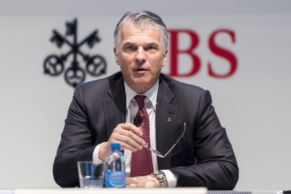 epa06464258 Sergio Ermotti, CEO of Switzerland&#039;s bank UBS, speaks during a press conference in Zurich, Switzerland, 22 January 2018. EPA/ENNIO LEANZA