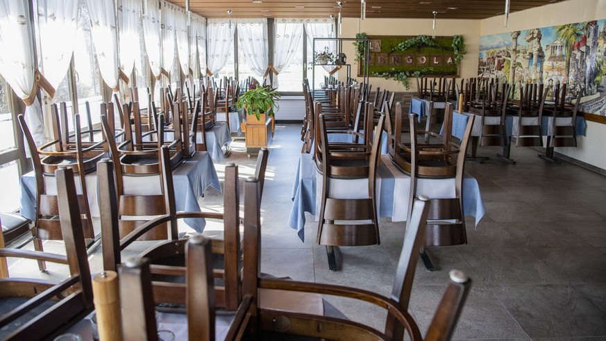 Das Restaurant La Pergola in Stans im Kanton Nidwalden ist zurzeit wegen den Corona-Massnahmen geschlossen, am Freitag, 19. Maerz 2021. Restaurants und Bars bleiben wegen der Covid Pandemie bis mindes ...