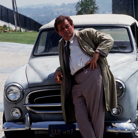 Oct 05, 1993; LOS ANGELES, CA, USA;Actor PETER FALK as Lt.Columbo in &#039;Columbo.&#039; Mandatory Credit: Photo by Universal Television/Entertainment Pictures. (©) Copyright 1993 by Courtesy of Univ ...