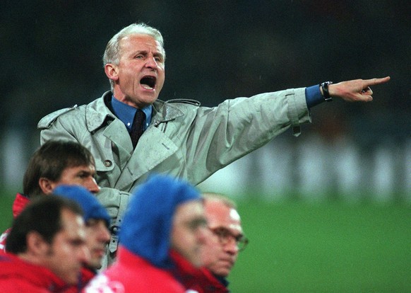 Bayern Munich&#039;s Italian coach Giovanni Trapattoni gestures as he watches his team win their away match 2-0 against Karlsruher SC in the German first soccer division Sunday night, March 23, 1997.  ...