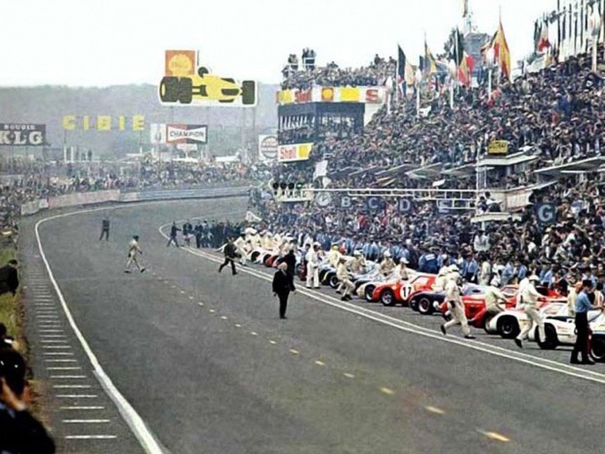 jacky ickx rennfahrer le mans 1969 start motorsport https://assets.dyler.com/uploads/posts/26/images/4874/historic-moment.jpg
