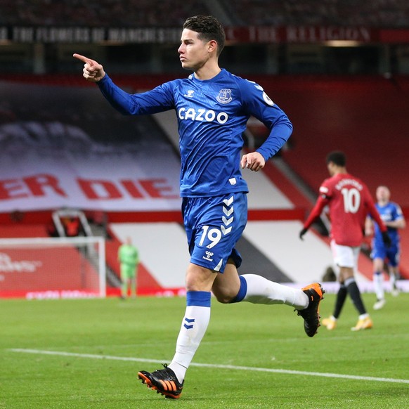 epa08992574 Everton&#039;s James Rodriguez celebrates after scoring the 2-2 goal during the English Premier League soccer match between Manchester United and Everton FC in Manchester, Britain, 06 Febr ...