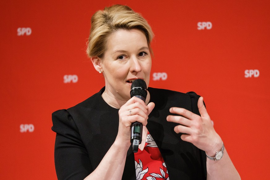 epa09236750 Berlin&#039;s Social Democratic Party (SPD) top candidate for the elections to the House of Representatives Franziska Giffey speaks during a discussion round during the Ostkonvent (lit.: E ...
