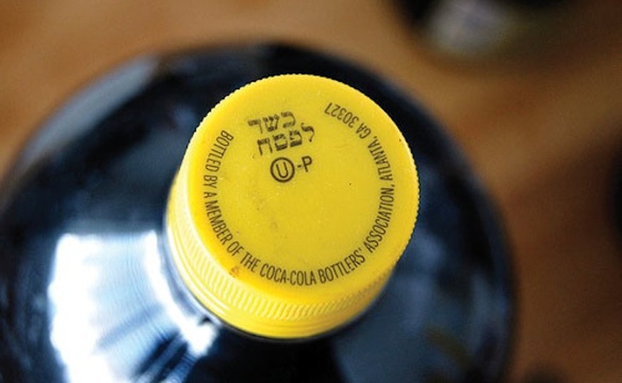 koscher coca cola pessach jüdisch trinken zuckerrohr süss getränk limonade http://jewishjournal.com/culture/food/114458/