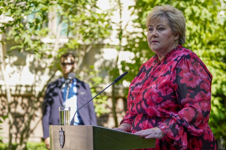 epa08510087 Prime Minister Erna Solberg speaks during press conference at the Norwegian government&#039;s representation facility in in Oslo, Norway, 26, June 2020. EPA/Hakon Mosvold Larsen NORWAY OUT