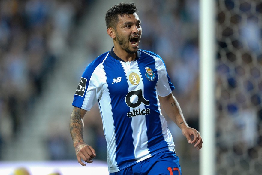 epa07547544 FC Porto&#039;s player Jesus Corona celebrates after scoring a goal against Desportivo das Aves during their Portuguese First League soccer match held at Dragao stadium in Porto, Portugal, ...
