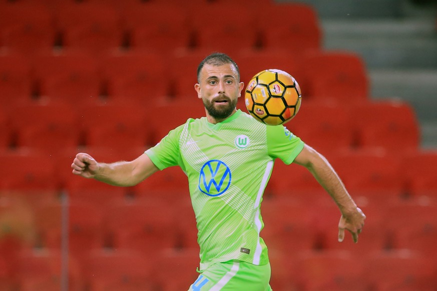 Wolfsburg&#039;s Admir Mehmedi controls the ball during the second qualifying round soccer match of Europa League between Kukes and Wolfsburg at Arena Kombetare in Tirana, Albania, Thursday, Sept 17,  ...