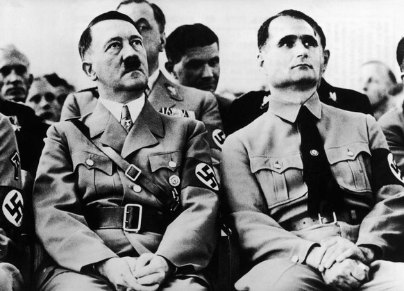 Adolf Hitler und Rudolf Hess 1934