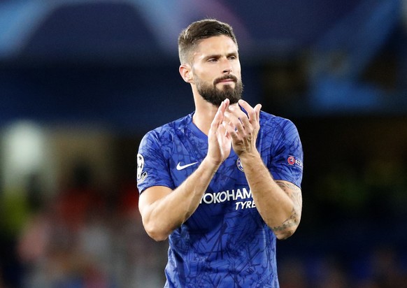 Chelsea&#039;s Olivier Giroud applauds to supporters at the end of the Champions League Group H soccer match between Chelsea and Valencia at Stamford Bridge stadium in London, Tuesday, Sept. 17, 2019. ...