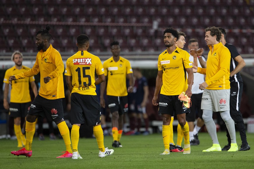 Young Boys&#039; players react after the referee has whistle the end of the Super League soccer match of Swiss Championship between Servette FC and BSC Young Boys, at the Stade de Geneve stadium, in G ...