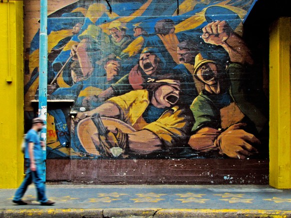 Graffiti zum Thema ArbeiterInnen-Kampf in Buenos Aires, Argentinien.&nbsp;&nbsp;