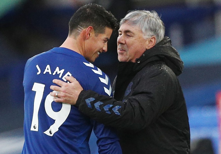 epa08718011 Everton&#039;s manager Carlo Ancelotti (R) greets James Rodriguez during the English Premier League match between Everton and Brighton in Liverpool, Britain, 03 October 2020. EPA/Jan Kruge ...