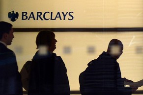 Kunden im Hauptsitz von Barclays in London.