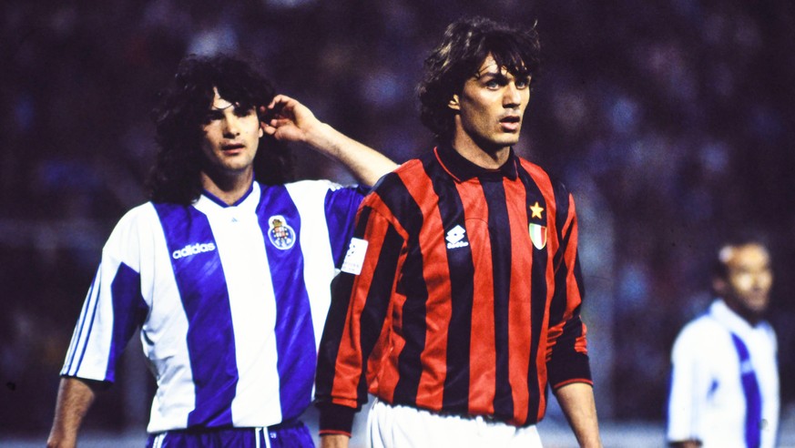 PAOLO MALDINI, AC Milan, FERNANDO COUTO, Porto, Champions League, Porto vs Milan 0-0, Oporto CHAMPIONS LEAGUE 1993-94 PORTO-MILAN 0-0 PUBLICATIONxNOTxINxITA