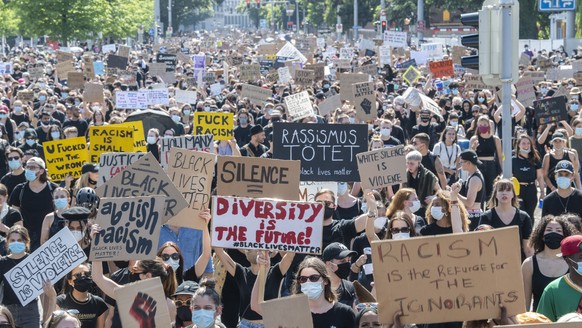People demonstrate against racism after the worldwide movement of the Black Lives Matter (BLM) protest against the recent death of George Floyd in Zurich, Switzerland, 13 June 2020. Floyd, a 46-year-o ...