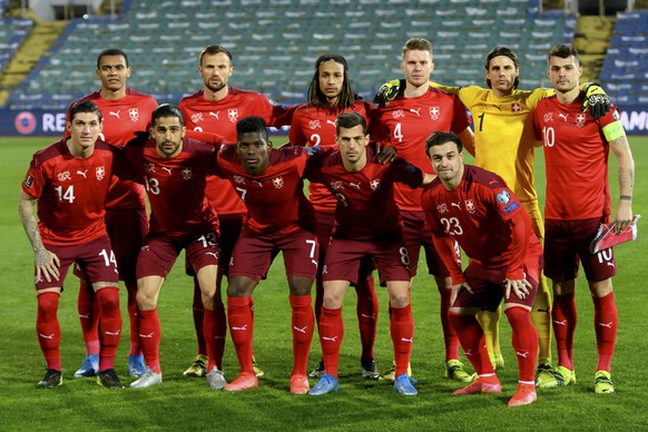 CAPTION ADDITION: Switzerland&#039;s players, in front from left, Steven Zuber, Ricardo Rodriguez, Breel Embolo, Remo Freuler and Xherdan Shaqiri, and behind from left, Manuel Akanji, Haris Seferovic, ...