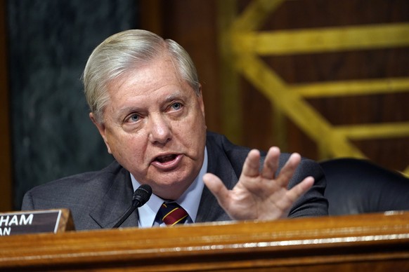 epa08812024 Sen. Lindsey Graham, R-S.C., speaks during a Senate Judiciary Committee hearing on a probe of the FBI&#039;s investigation into ties between the Trump campaign and Russia (Known as Crossfi ...