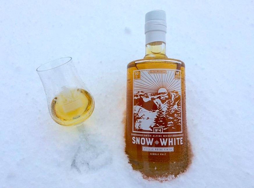 säntis malt snow white no. 4 Locher appenzell whisky saentis trinken drinks alkohol schweiz http://www.saentismalt.com/news/news-detail/news_c/News/news_a/detail/news_n/snow-white-nr-4-vieille-poire-f ...