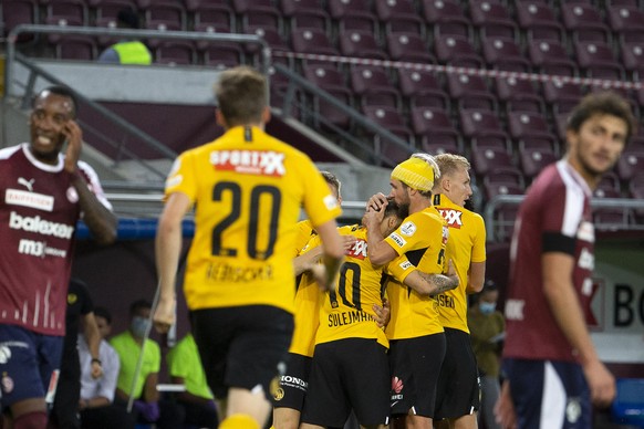 Young Boys&#039; players celebrate their goal after scoring the 1:1, during the Super League soccer match of Swiss Championship between Servette FC and BSC Young Boys, at the Stade de Geneve stadium,  ...