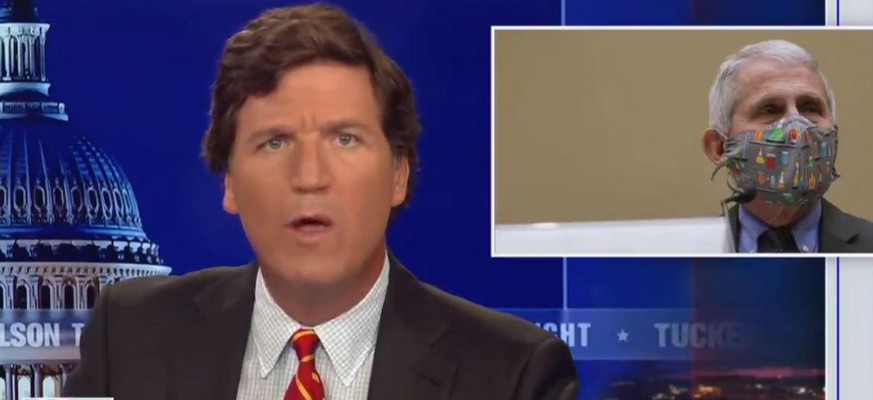 Tucker Carlson hetzt auf Fox News gegen Maskenträger.
