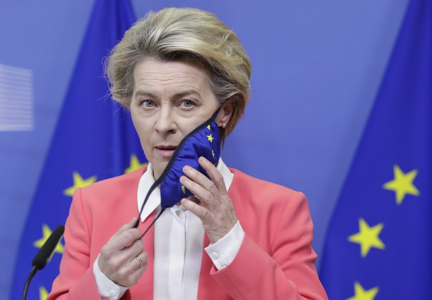 epa08881188 European Commission President Ursula von der Leyen attends a press conference following a phone call meeting with Britain&#039;s Prime Minister Boris Johnson, at European Commission in Bru ...
