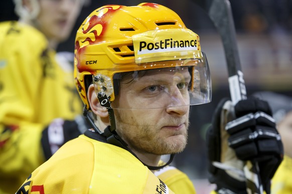 Bern&#039;s forward Simon Bodenmann wants on his bench, during the second leg of the playoffs quarterfinals game of National League Swiss Championship between Geneve-Servette HC and SC Bern, at the ic ...