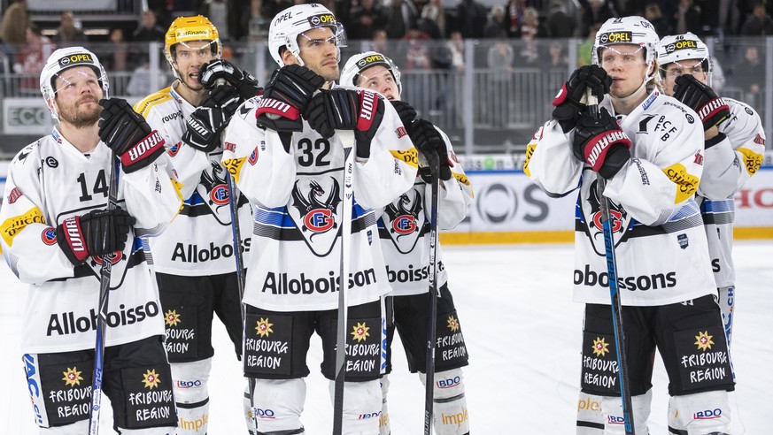 La deception des fribourgeois lors de la rencontre du championnat suisse de hockey sur glace de National League entre le Lausanne Hockey Club, LHC, et le HC Fribourg-Gotteron, HCFG, ce samedi 2 mars 2 ...