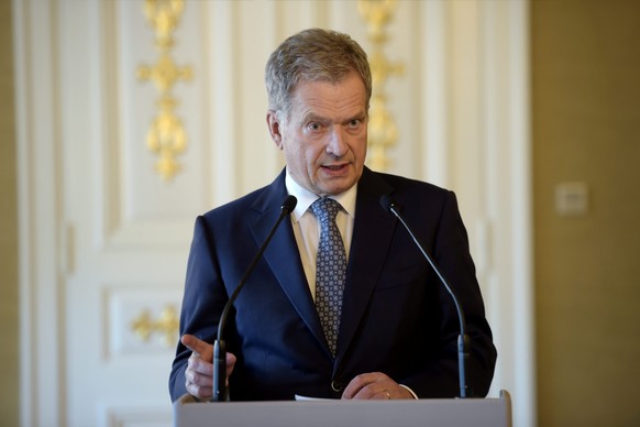 Finnish President Sauli Niinisto attends a briefing Helsinki, Finland September 30, 2016. Lehtikuva/Antti Aimo-Koivisto/via REUTERS ATTENTION EDITORS - THIS IMAGE WAS PROVIDED BY A THIRD PARTY. FOR ED ...