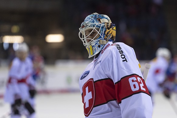 Switzerland&#039;s goalkeeper Gilles Senn during the warmup prior to the Ice Hockey Deutschland Cup match between Switzerland and Russia at the Koenig Palast stadium in Krefeld, Germany, on Sunday, No ...