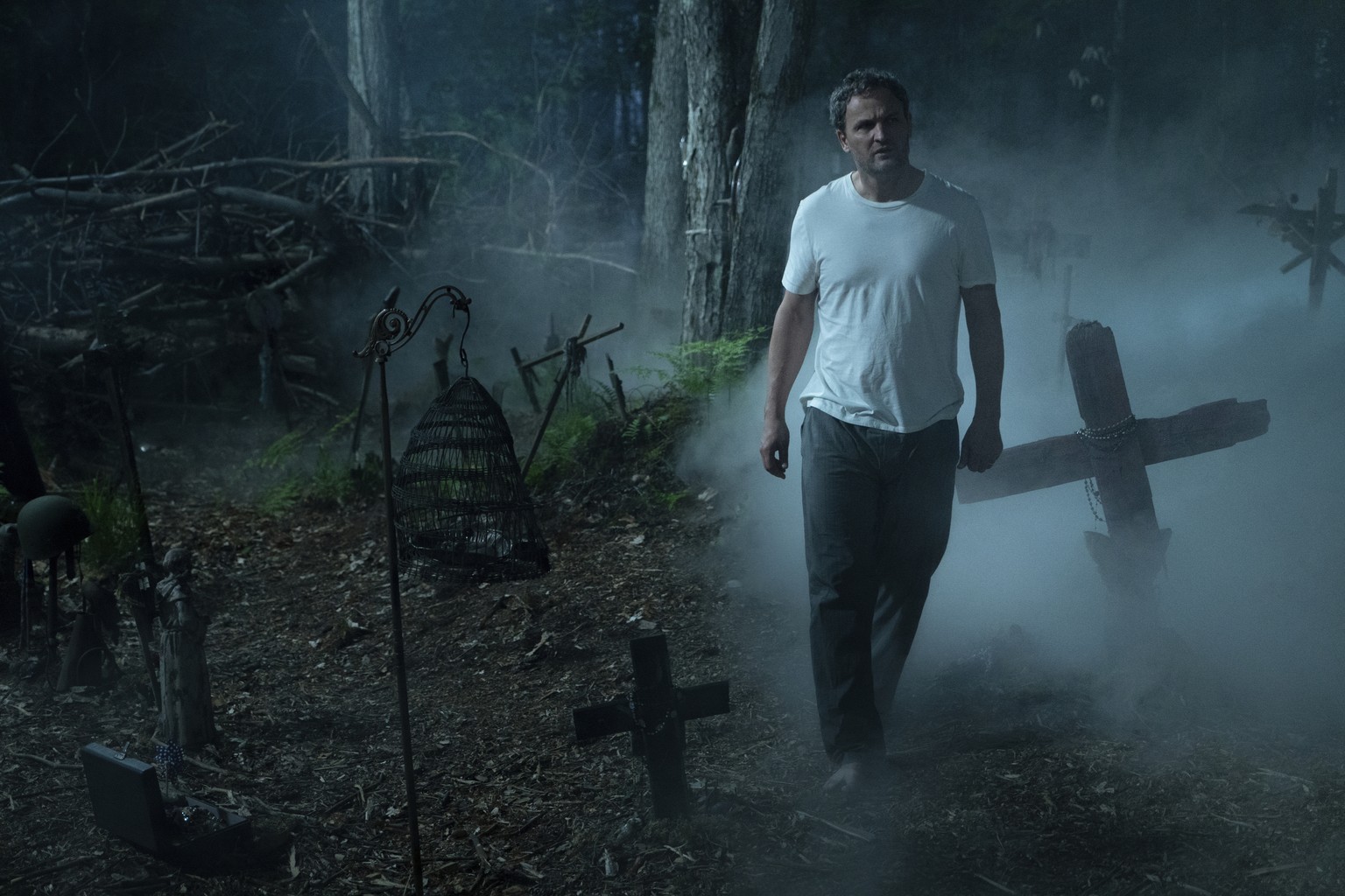 This image released by Paramount Pictures shows Jason Clarke in a scene from &quot;Pet Sematary.&quot; (Kerry Hayes/Paramount Pictures via AP)