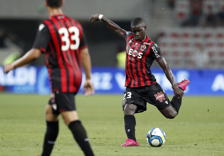 epa07767044 Malang Sarr of OGC Nice in action during the French Ligue 1 soccer match, OGC Nice vs Amiens SC, at the Allianz Riviera stadium, in Nice, France, 10 August 2019. EPA/SEBASTIEN NOGIER