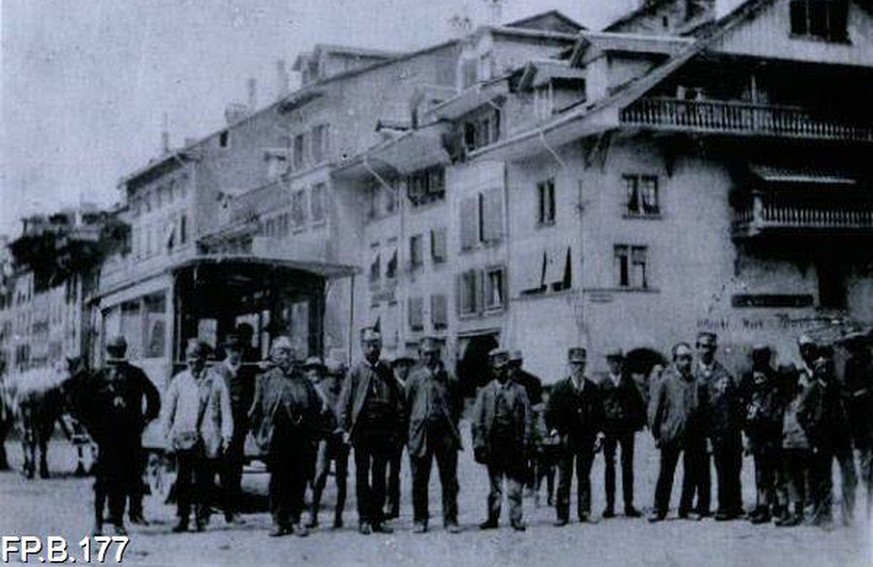 1907: Rösslitram in der Spitalgasse.