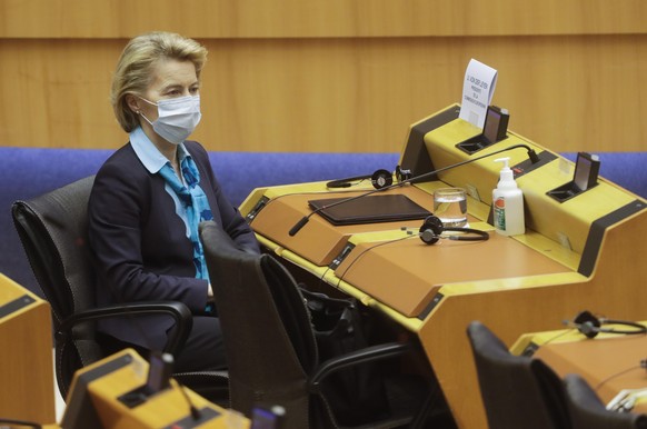 epa08419837 European Commission President Ursula von der Leyen wears a mask during a plenary session of European Parliament in Brussels, Belgium, 13 May 2020. Due to the coronavirus pandemic, Plenary  ...