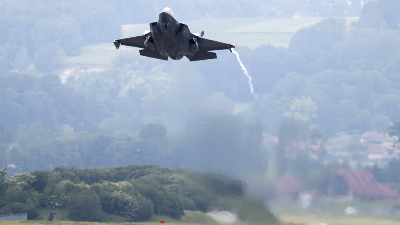 Der Bundesrat will bis zu 6 Milliarden Franken für neue Kampfjets ausgeben. Immer noch im Rennen ist das Tarnkappenkampfflugzeug F-35. (Archivbild)
