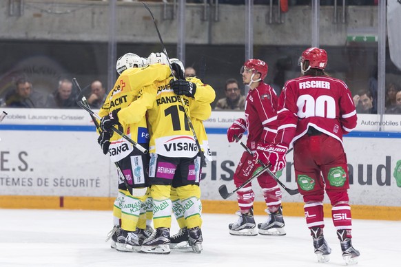 La joie du SC Bern lors du match du championnat suisse de hockey sur glace de National League A entre le Lausanne HC et le SC Bern, ce vendredi, 28 octobre 2016, a la patinoire de Malley a Lausanne. ( ...