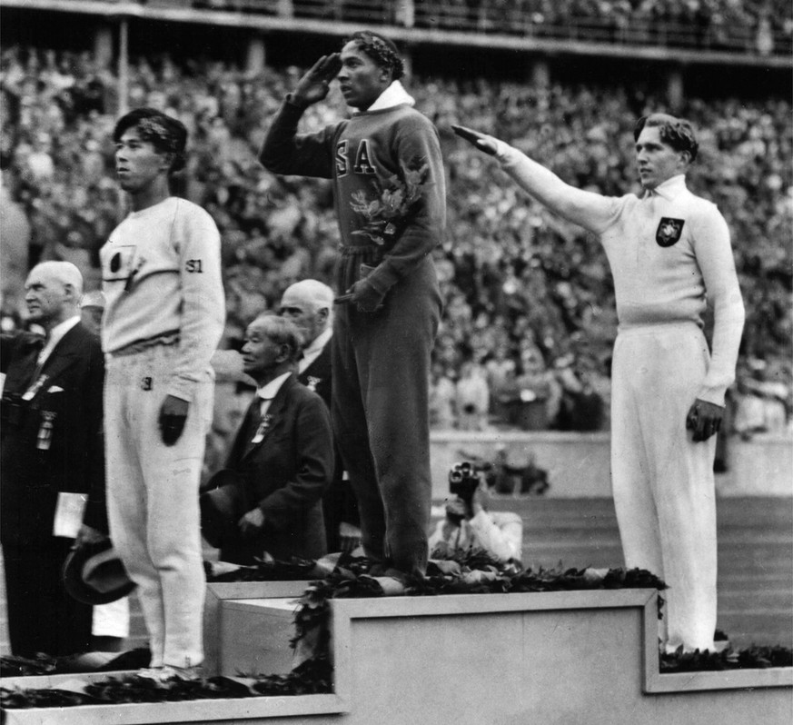 Schwarzer Olympiasieger im Land des Rassenwahns: Owens 1936 in Berlin.