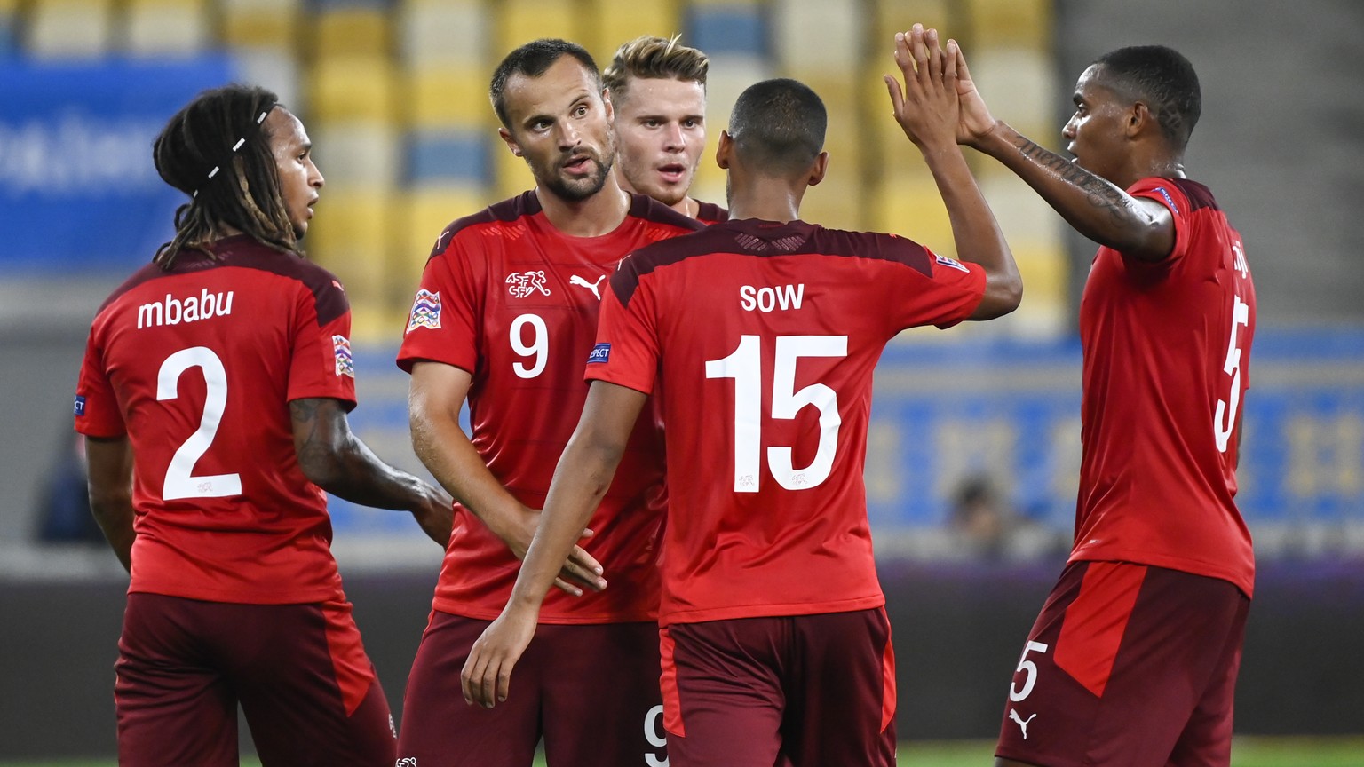 epa08644753 Switzerland&#039;s forward Haris Seferovic, center, celebrates after scoring a goal with team mates during the UEFA Nations League group 4 soccer match between Ukraine and Switzerland at t ...